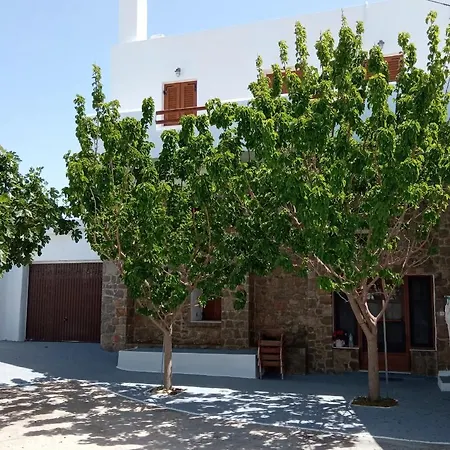 Sweet Milos * Triovasalos