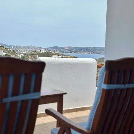 Sweet Milos Apartment Triovasalos