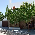 Sweet Milos * Triovasalos