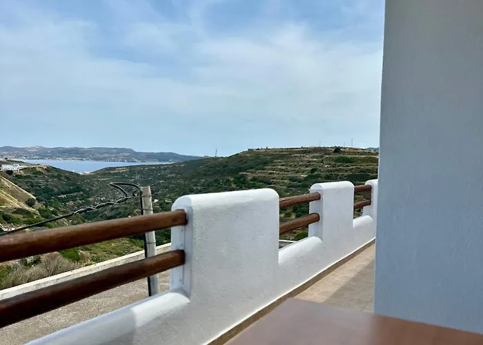 Sweet Milos Lägenhet Triovasálos