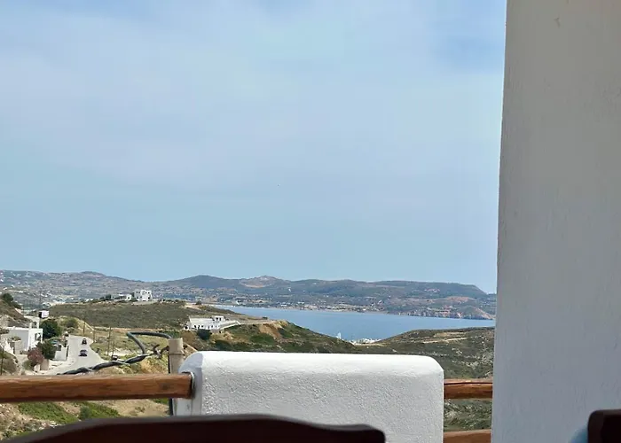 Sweet Milos Triovasálos